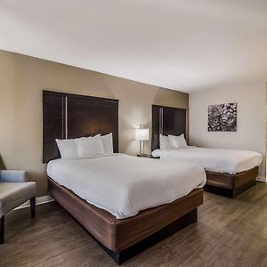 Queen Room Two Queen Beds Non Smoking